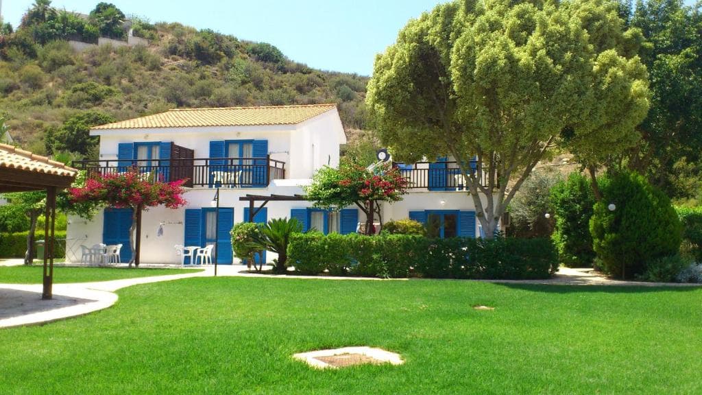 Hylatio Tourist Village - 10