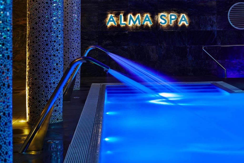 Alcazar Hotel & Spa - 8