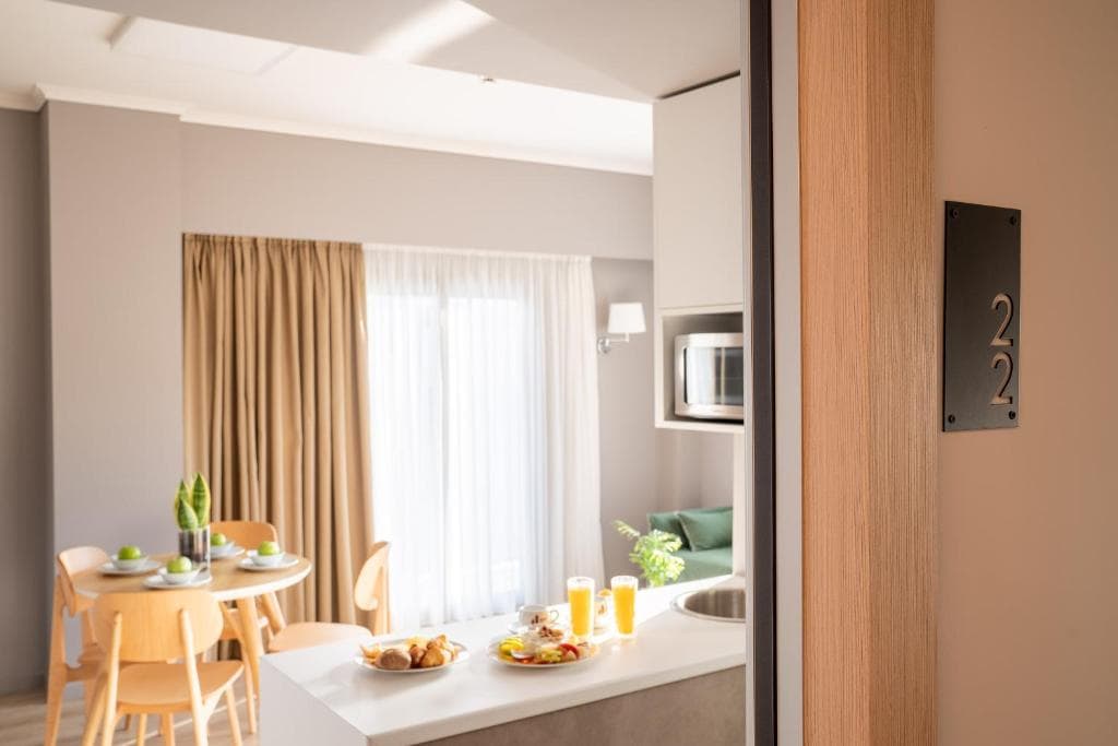 Chroma Fashion Rooms & Apartments Athens - 5