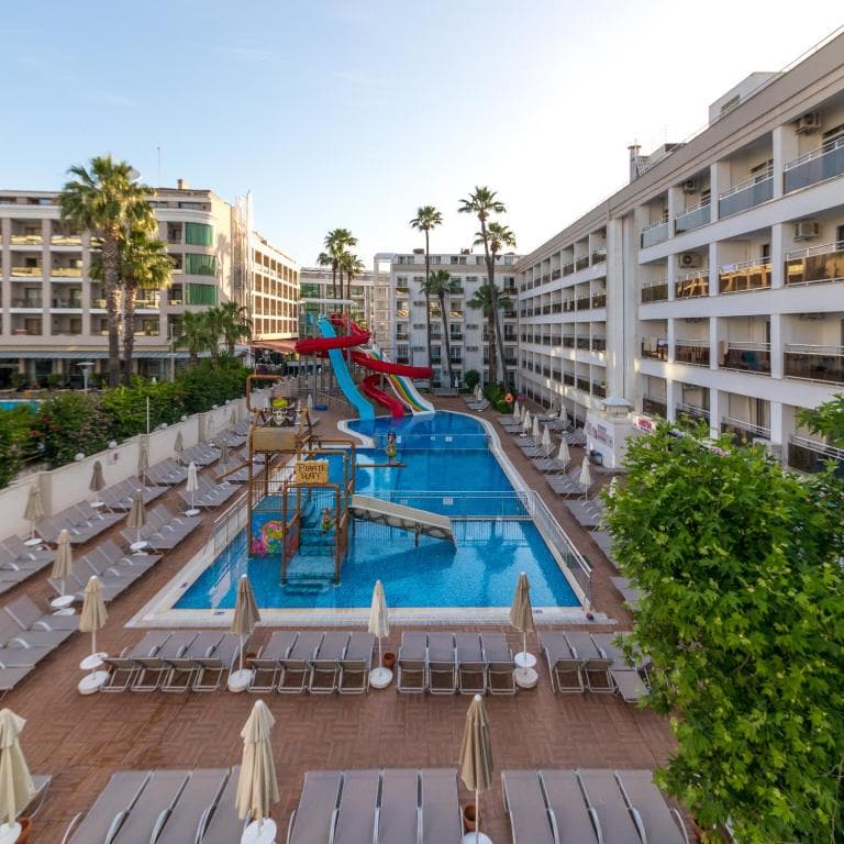 Hotel Prime Beach - 4