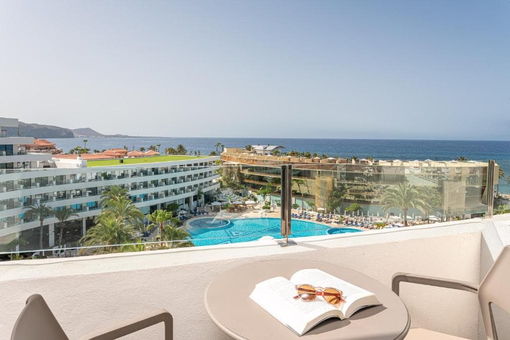 Hotel Mediterranean Palace - 8