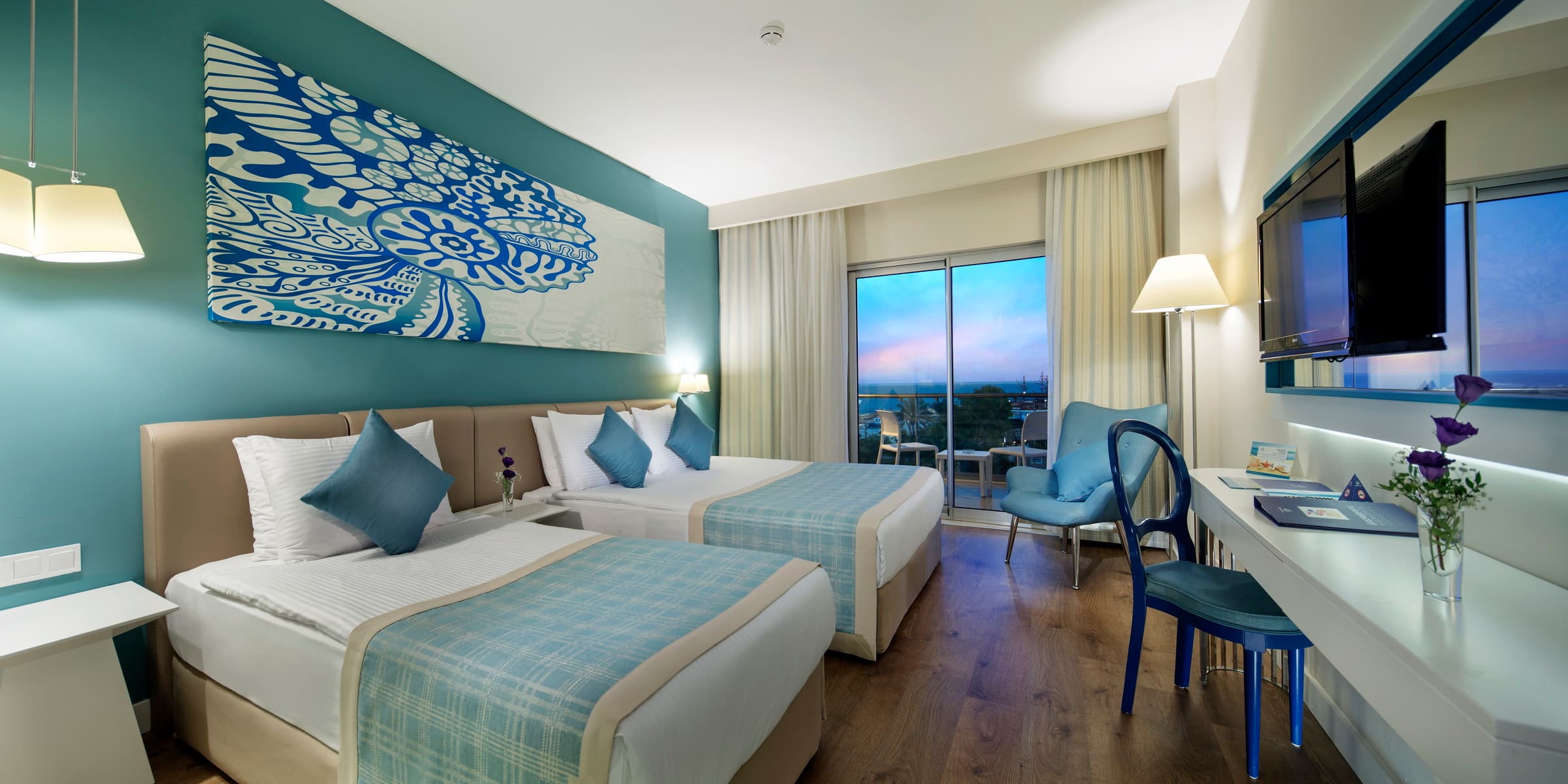 Seashell Resort And Spa Hotel - 2