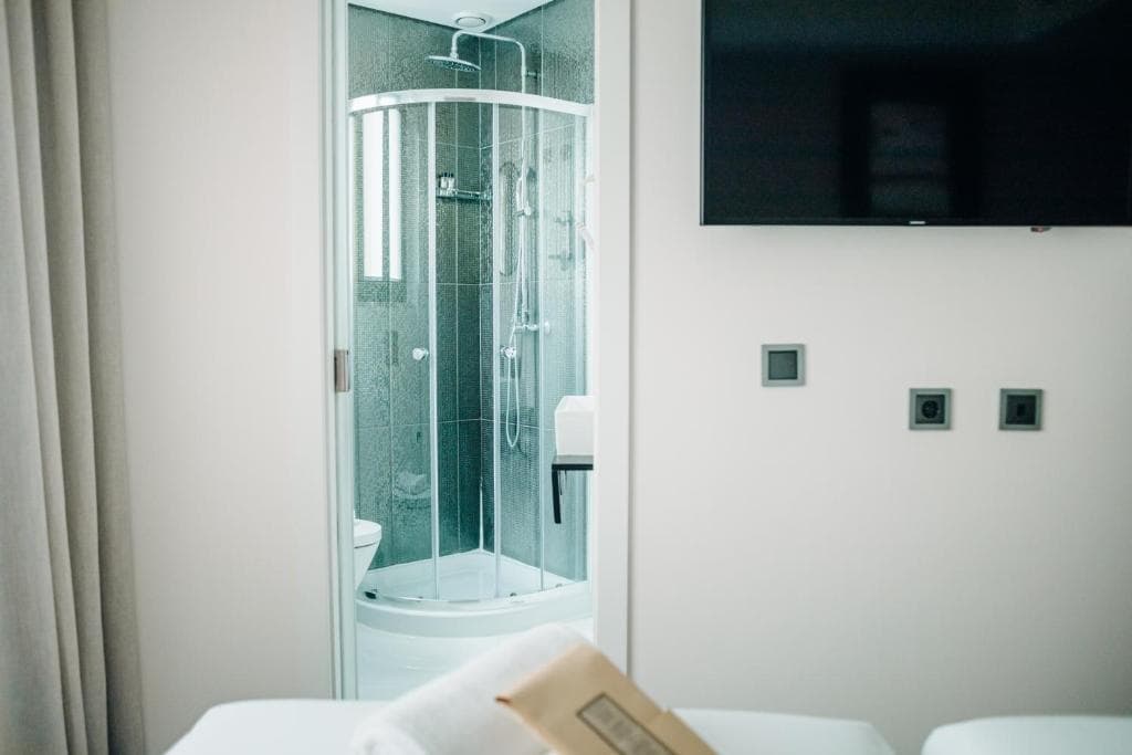 Next Level Premium Hotels - 4