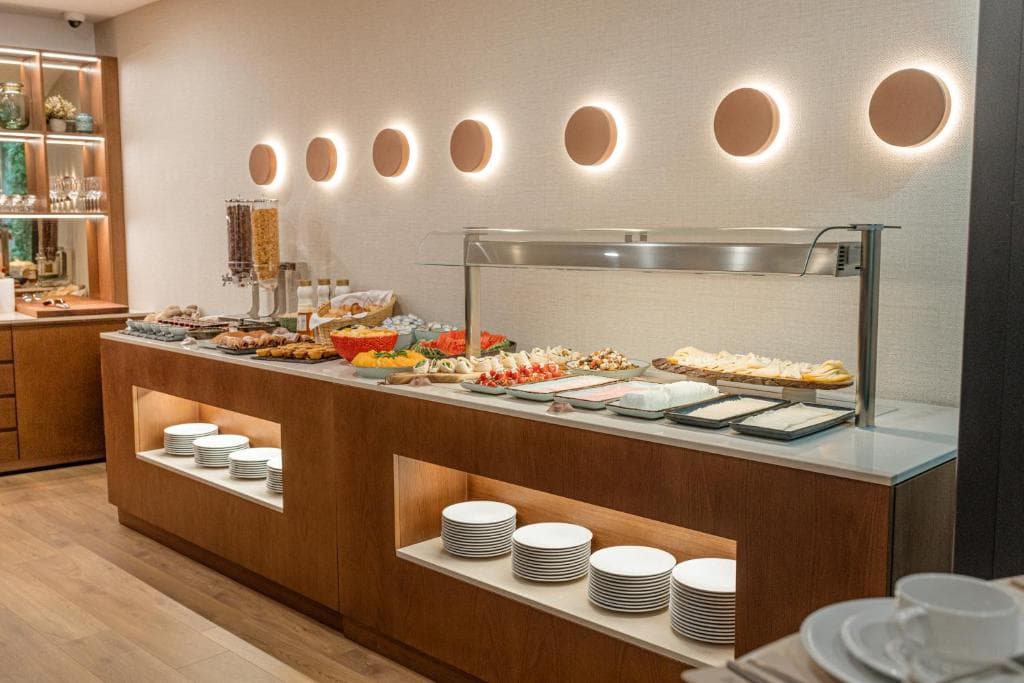 Next Level Premium Hotels - 9