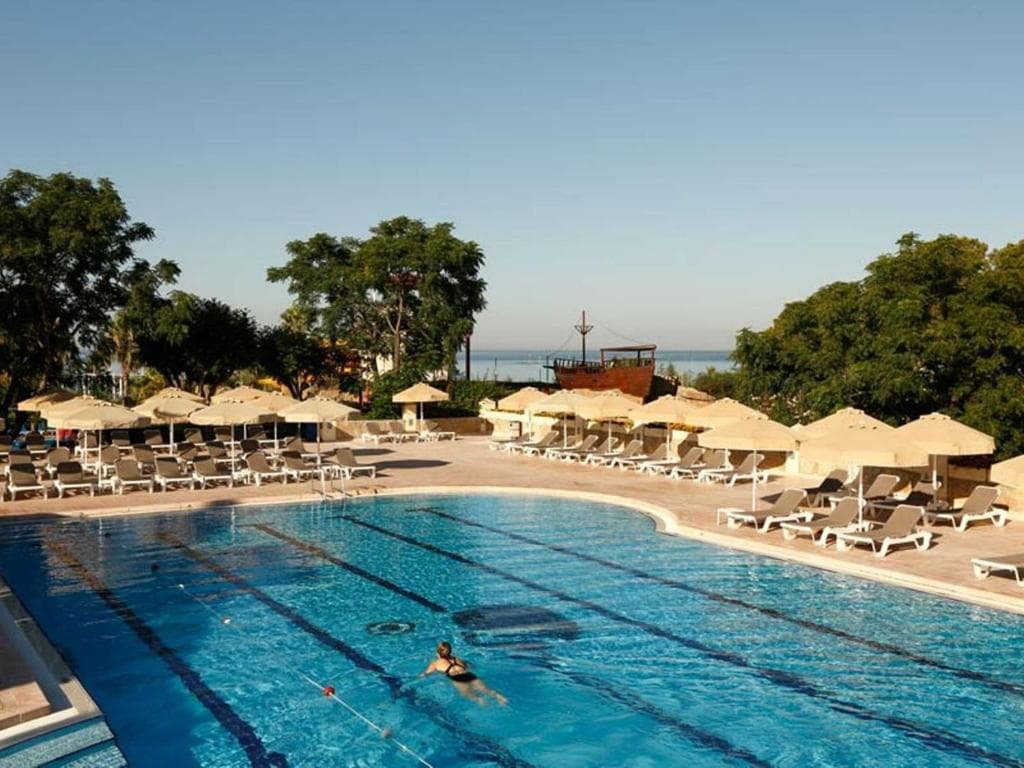 ROBINSON Pamfilya Resort - 9