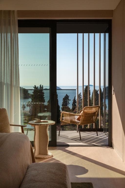 Hotel Sumratin - 10