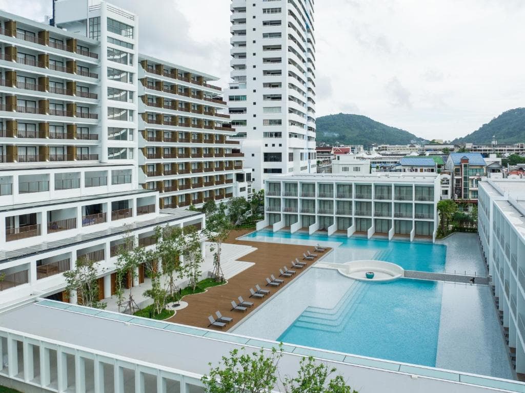 Hotel Patong Beach - 1